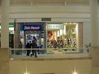 mall-plaza-027.jpg (31kb)