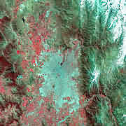 Fotografía satelital infraroja Santiago norte..