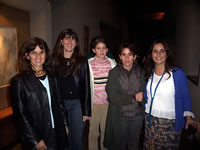 Vernica Gianelli, Josefina Infante, Farin Mucke, Claudia Comparini y Marcela Vicua (23kb)