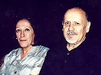 El autor y director Luis Rivano, junto a su esposa.