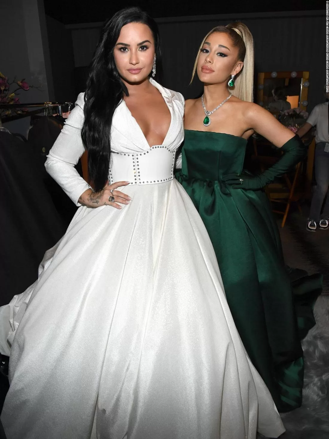 Ariana Grande y Demi Lovato se separan de su representante