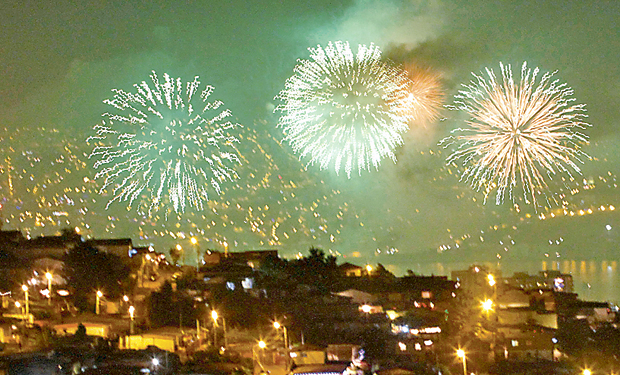 Se espera que cerca de un millón de personas lleguen a Valparaíso a celebrar el Año Nuevo.