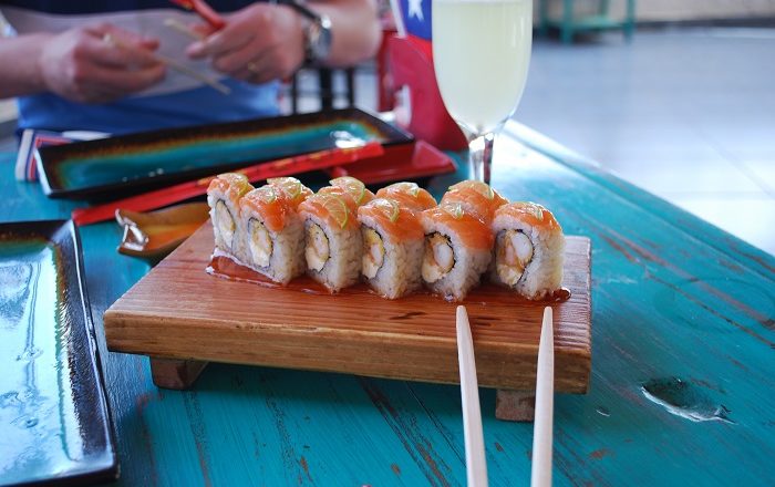 El “Mistura” inventó el sushi parrillero en Chicureo